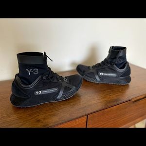 Y-3 4-DioW Triple Black Runner